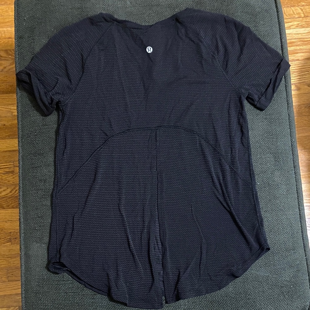 Lululemon Black Women's Top EUC size 2 split back